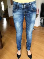 Jeans blau Hose stretch Gr 36 Hessen - Kassel Vorschau