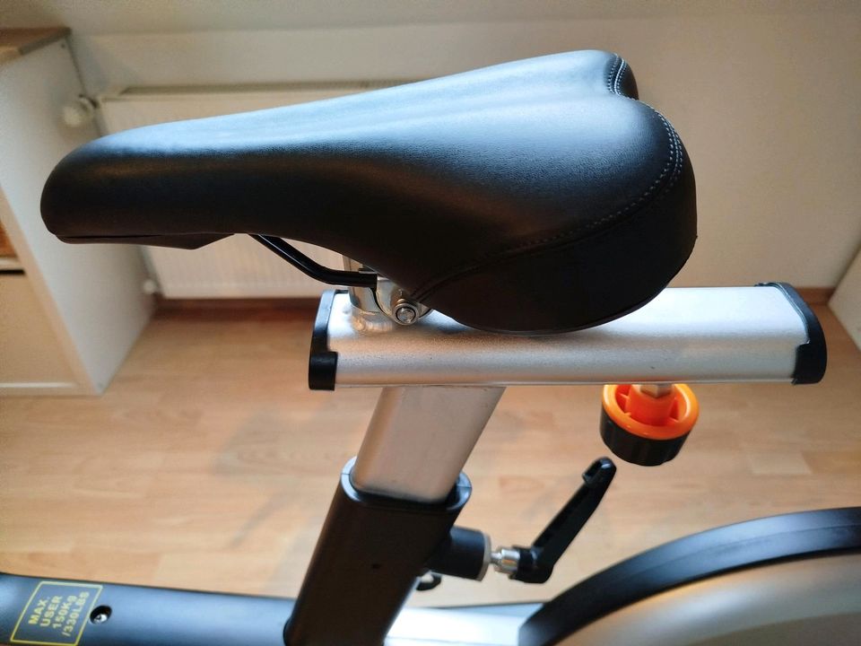 Spinnbike Indoorbike Spinning Indoor cycling in Lage