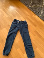 Sporthose jogginghose gr 158 guter Zustand blau Nordrhein-Westfalen - Odenthal Vorschau