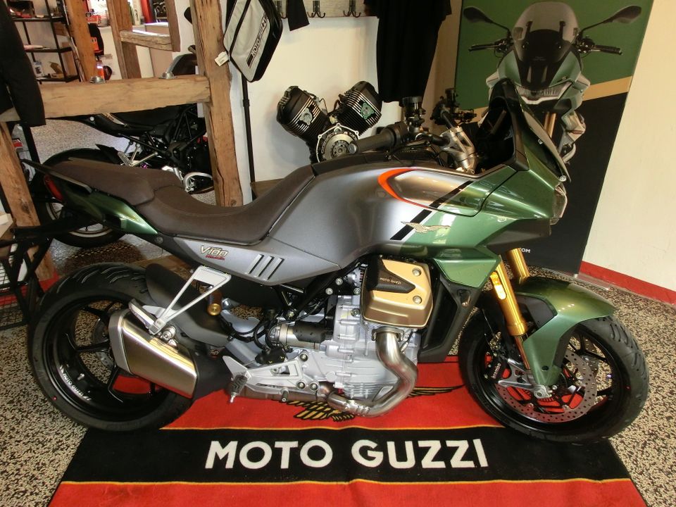 Moto Guzzi V100 Mandello S - wieder in der Ausstellung in Hankensbüttel