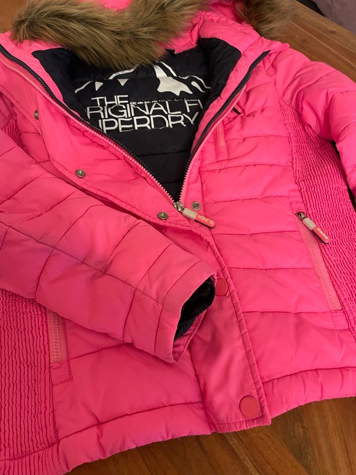 Superdry Winterjacke Gr 42 Pink in Bad Wörishofen