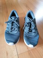 Adidas Sneaker Gr. 40 grau Turnschuhe Sport Freizeit Joggen Dithmarschen - Wesselburen Vorschau