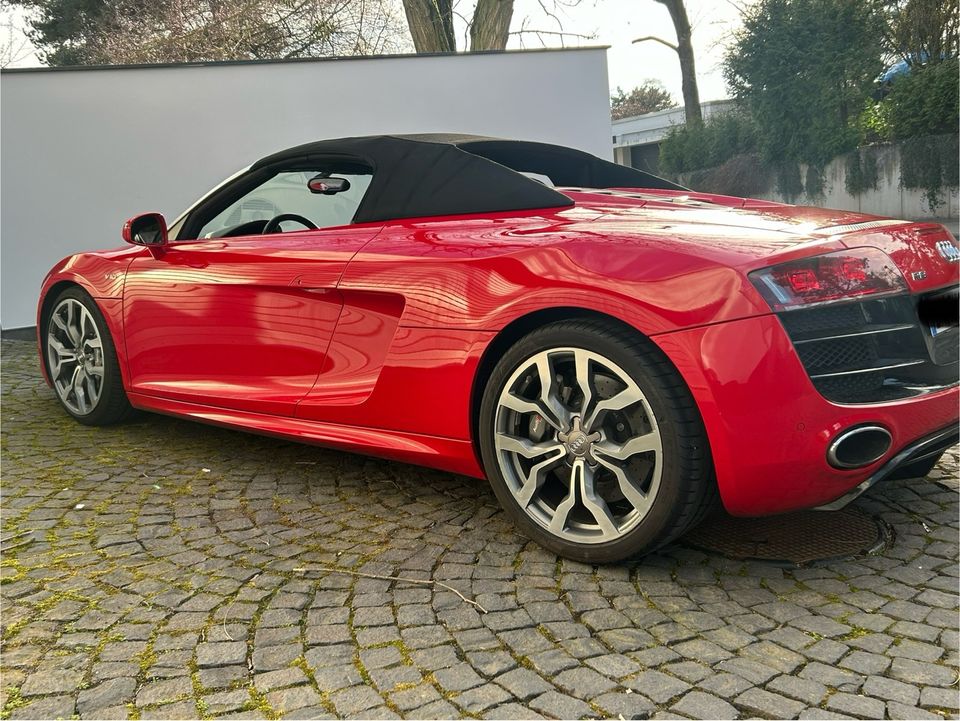 Audi R8 Spyder V10, Saisonfahrzeug. in Roßdorf