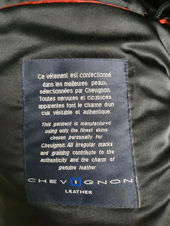 Chevignon Lederjacke für den Winter XL *TOP Zustand * in Bammental