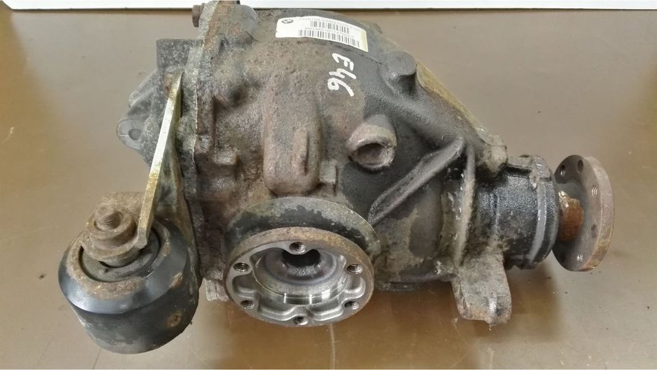 7526158 2:56 BMW e46 320d Differential in Bremen