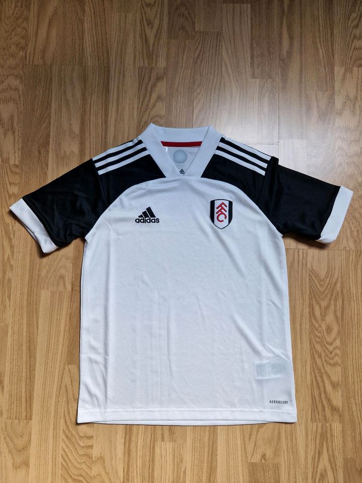 Jungen Trikot( wie NEU) ADIDAS/ Fußball/ Gr.164(13-14J) in Hettstadt