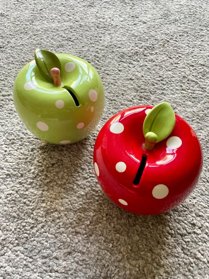 2x Spardose Apfel Keramik Porzellan Punkte rot grün in Ratingen