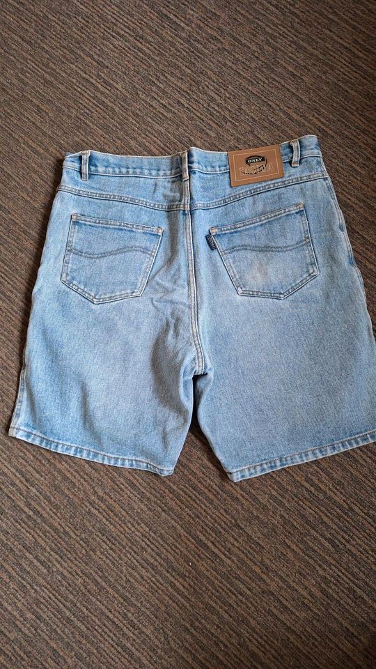 Herren Jeans Short kurze Hose 50 l 52 in Salzweg