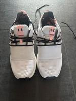 Turnschuhe Under Armour Gr 40 Schleswig-Holstein - Norderstedt Vorschau