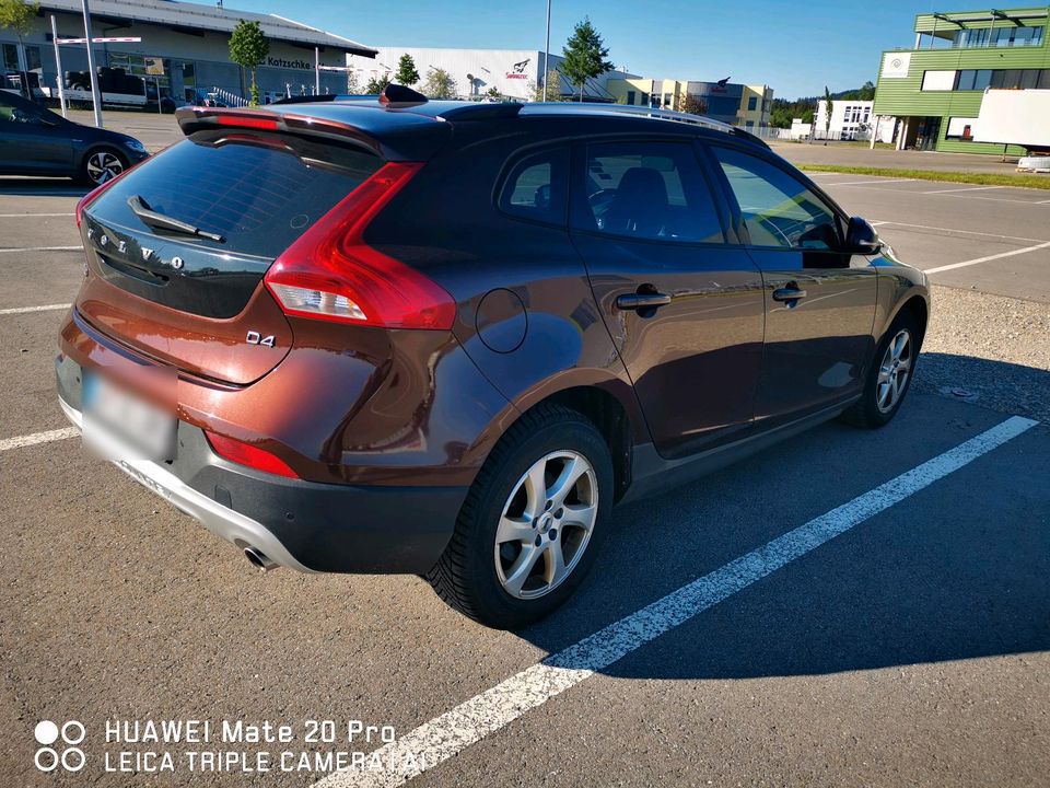 VOLVO V40 CROSS COUNTRY in Weitnau