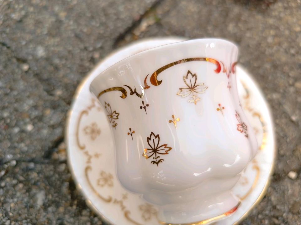 Teetasse von Royal Osborne in Freiburg im Breisgau