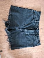 Shorts Jeans Zara Gr 40 Frankfurt am Main - Riederwald Vorschau