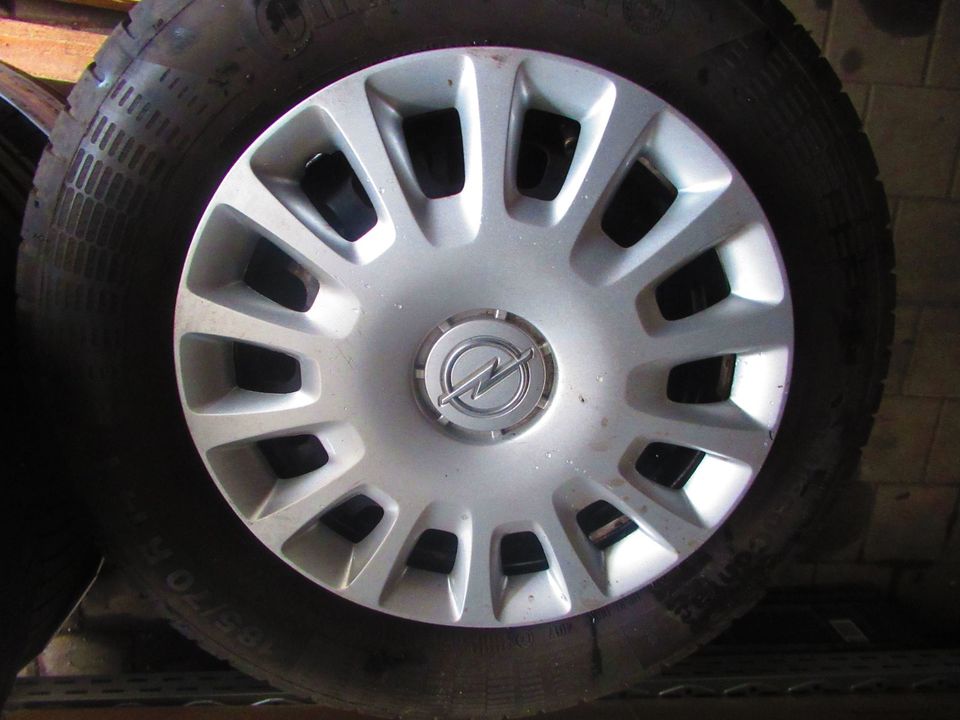 Opel Corsa Stahlfelgen 5,5x14 mit 185/70-14 Sommerreifen in Speinshart