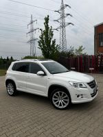 VW Tiguan R-Line Nordrhein-Westfalen - Mülheim (Ruhr) Vorschau