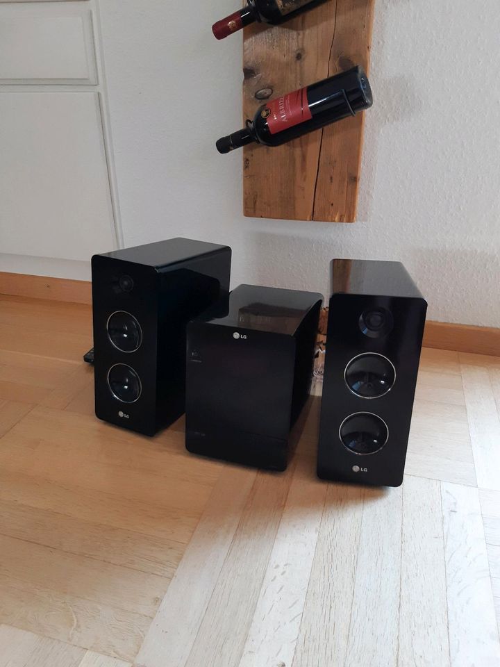 LG Chocolat FA162 Stereoanlage in Reichenbach an der Fils