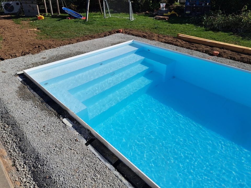 Fertigpool, zuverlässig und außergewöhnlich gut!“ POOL*POOL*POOL* in Eichendorf