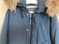 Woolrich Jacke Daunen Winterjacke Kinder, Gr. 10, neuwertig Köln - Rodenkirchen Vorschau