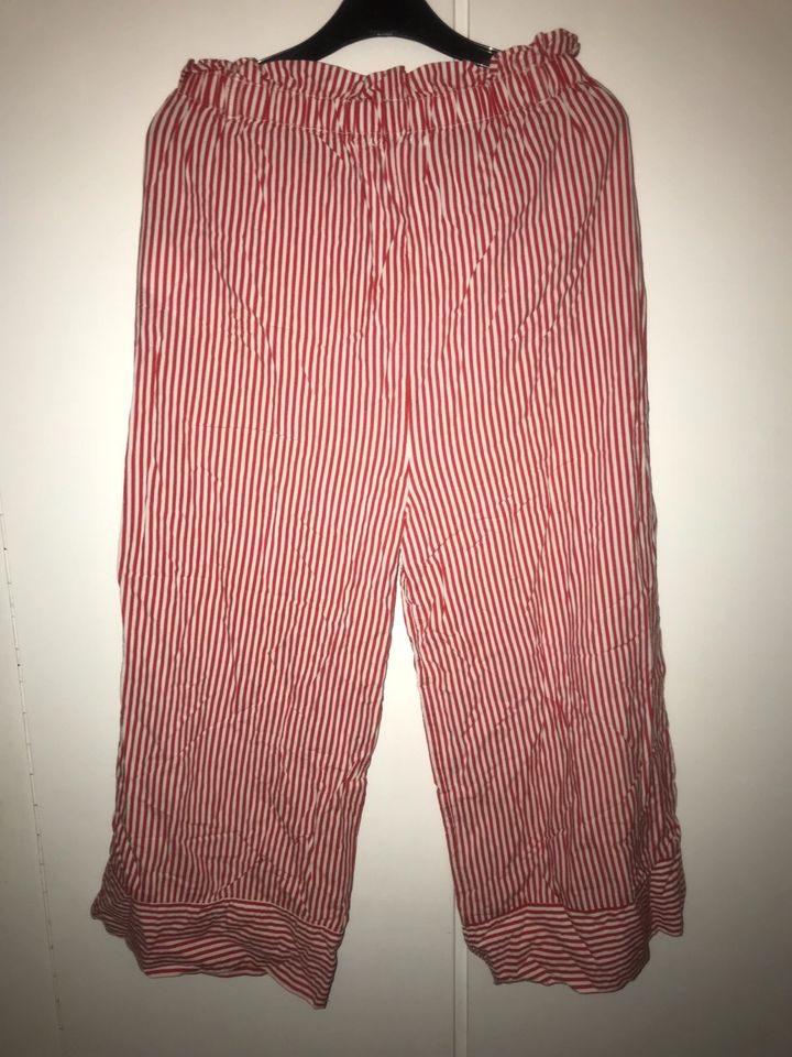 Pepe Jeans Sommer Hose rot weiß gestreift Piraten Gr. 152 in Bochum