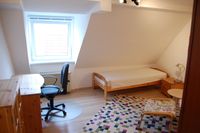 STUDENTEN-Wohnung, 1 Zimmer, Küche, Bad, Mansarde, möbliert Hessen - Kassel Vorschau