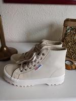Superga Leder High Sneaker Gr. 37/38 Neu Nordrhein-Westfalen - Hille Vorschau