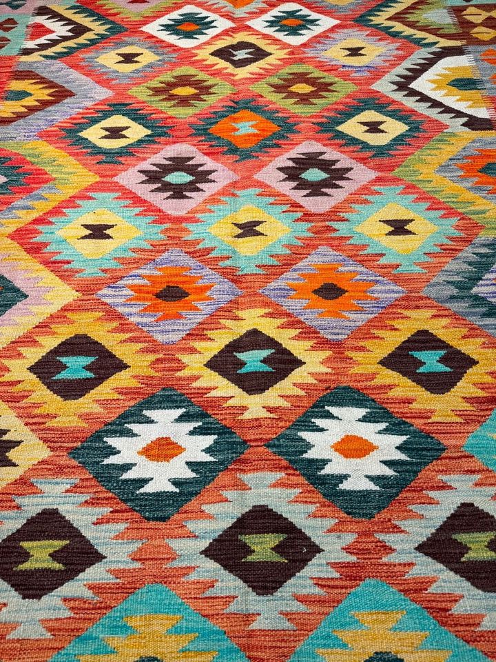 Afghan Kelim 300x194 orientkelim Handarbeit kilim carpet rug in Berlin