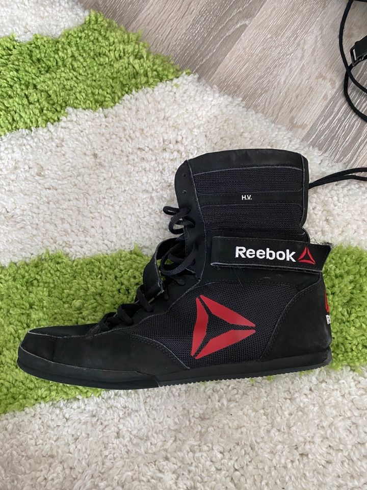 Reebok Boxstiefel in Baden-Württemberg - Karlsruhe | eBay Kleinanzeigen ist  jetzt Kleinanzeigen