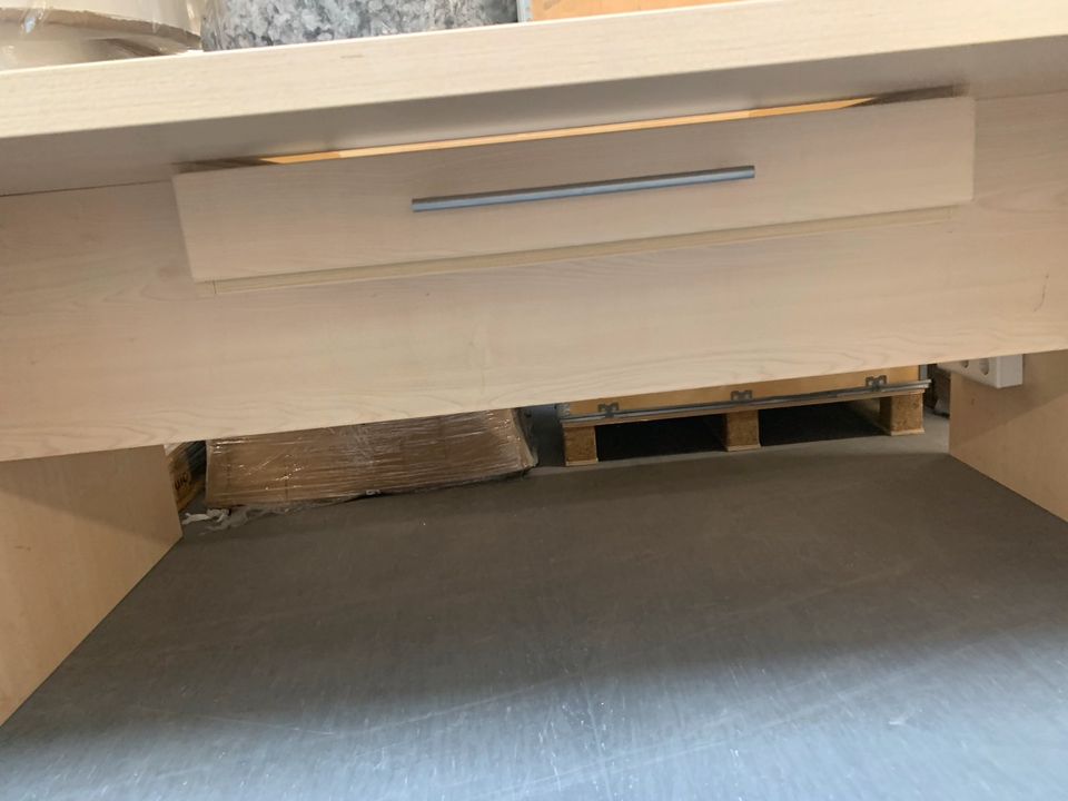 Tisch Schreibtisch extra groß, Möbel Holz Büro Büromöbel in Dülmen