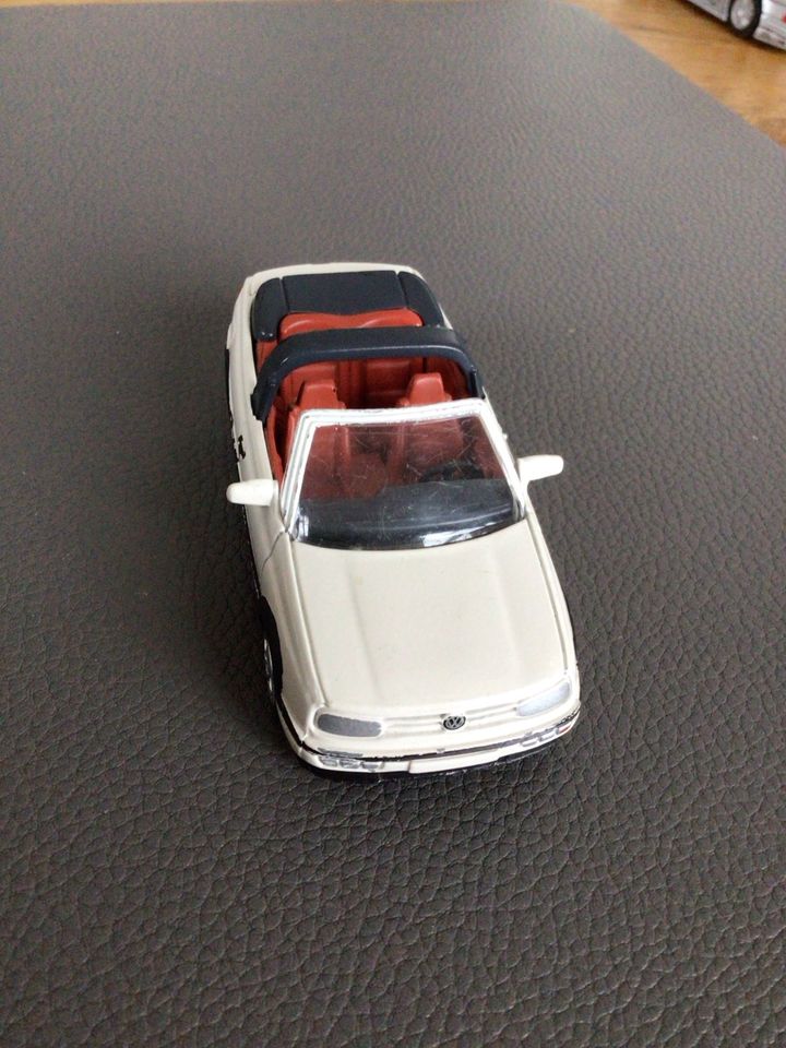 Volkswagen Golf Cabriolet 993 / 1:43 /1997 in Sulingen