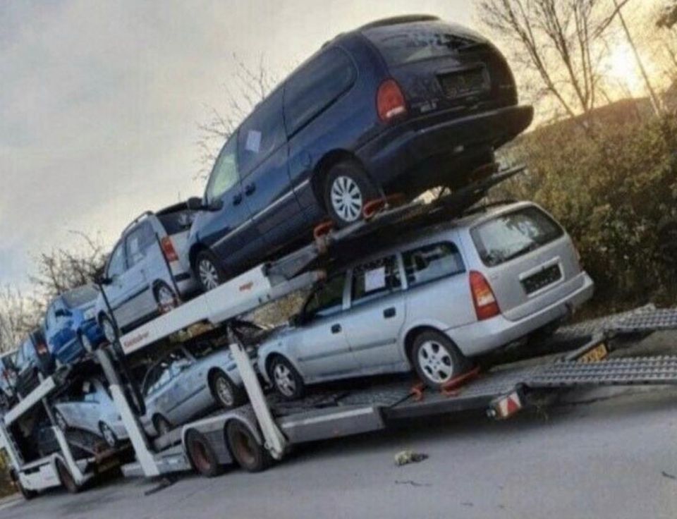 Autoankauf kaufen Gebrauchtfahrzeuge aller Art !!! in Duisburg