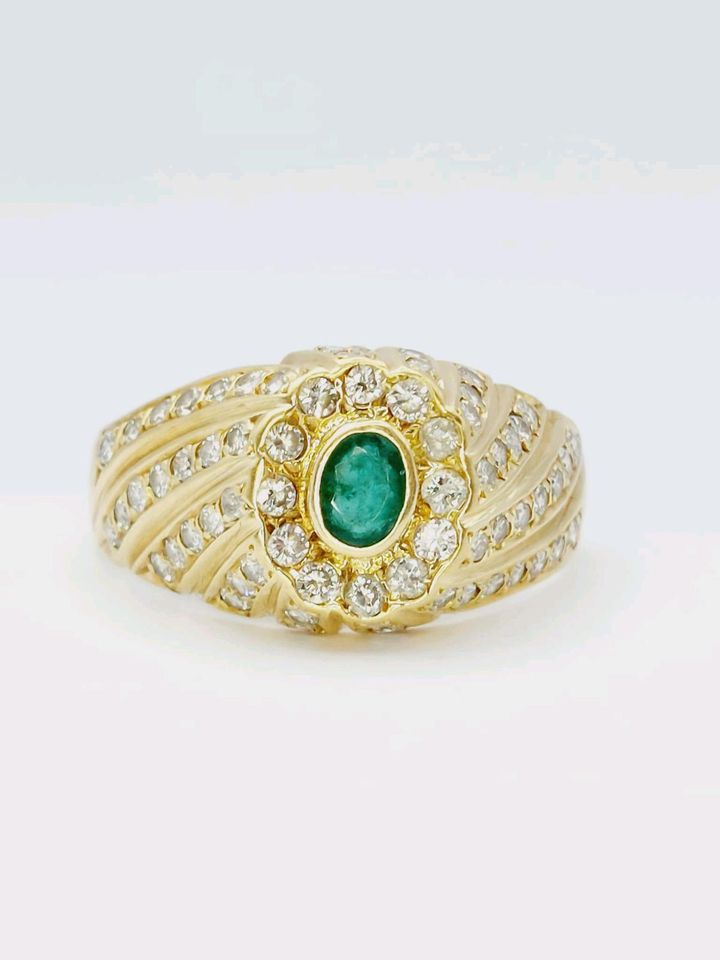 Ring/ Smaragd/ 1,64 ct Brillanten/ Gold 585/ Farbstein grün/ 525 in Quickborn