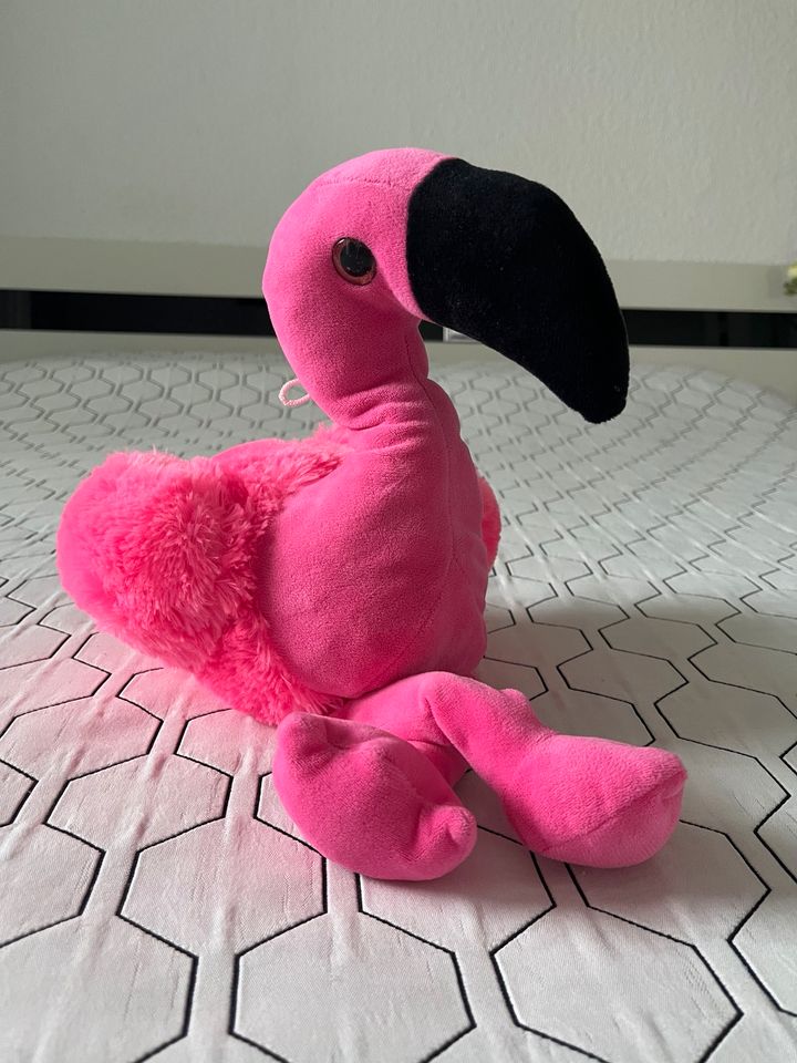 Glubschi Kuscheltiere mit großen Glitzeraugen- Rosa Flamingo in Köln