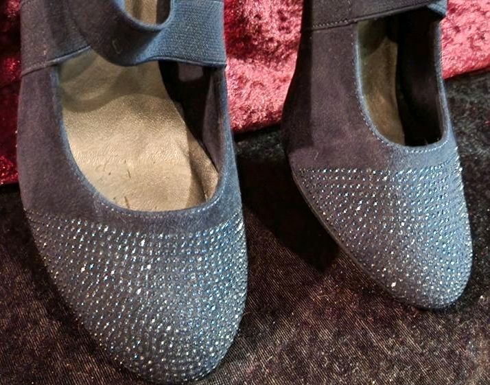 Neu Schuhe Pumps Ansatzschuhe blau Glitzer Strasssteine in Berlin