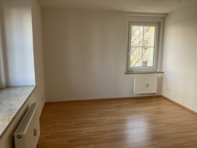 Seehaus - 2 Zimmerwohnung mit Balkon & Aufzug! in Plauen