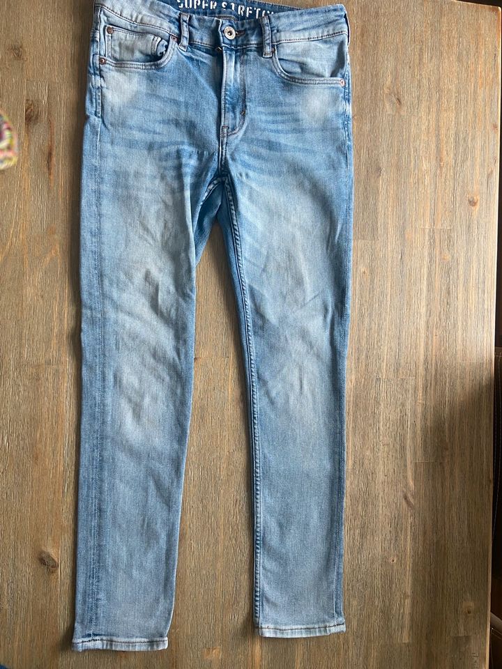 Jeans H&M super Stretch 152 ⭐️⭐️⭐️ in Falkensee