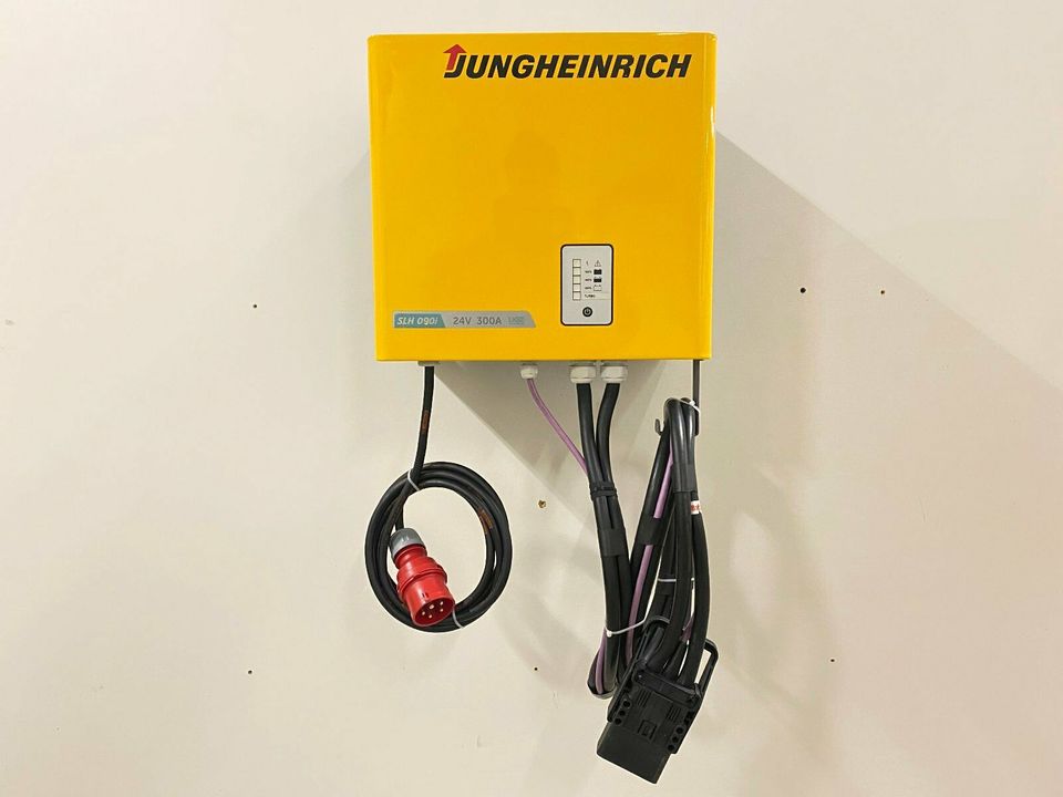 Jungheinrich SLH090i 24V 300A Li Lithium Ionen Batterie Ladegerät in Wildenfels