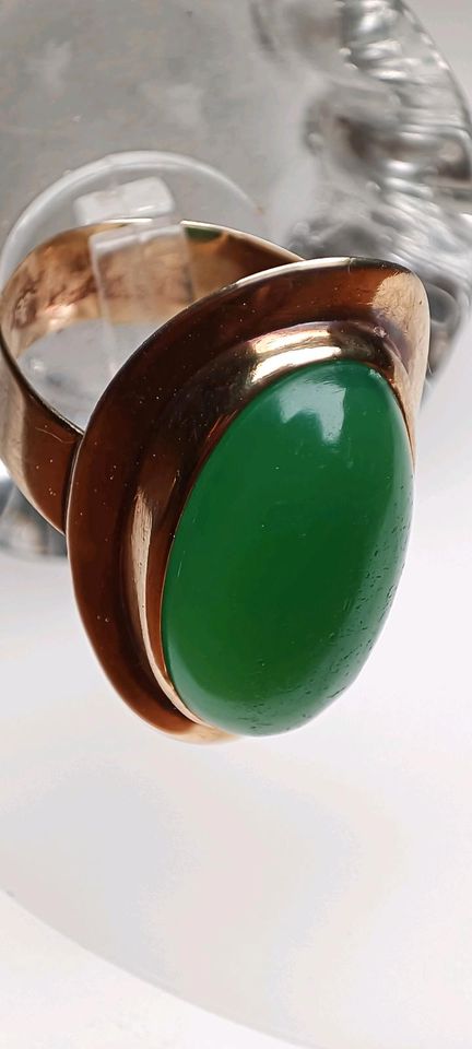 Großer 60er Jahre 333 Gold 8 k Vintage Jade Ring 58 in Reinstorf