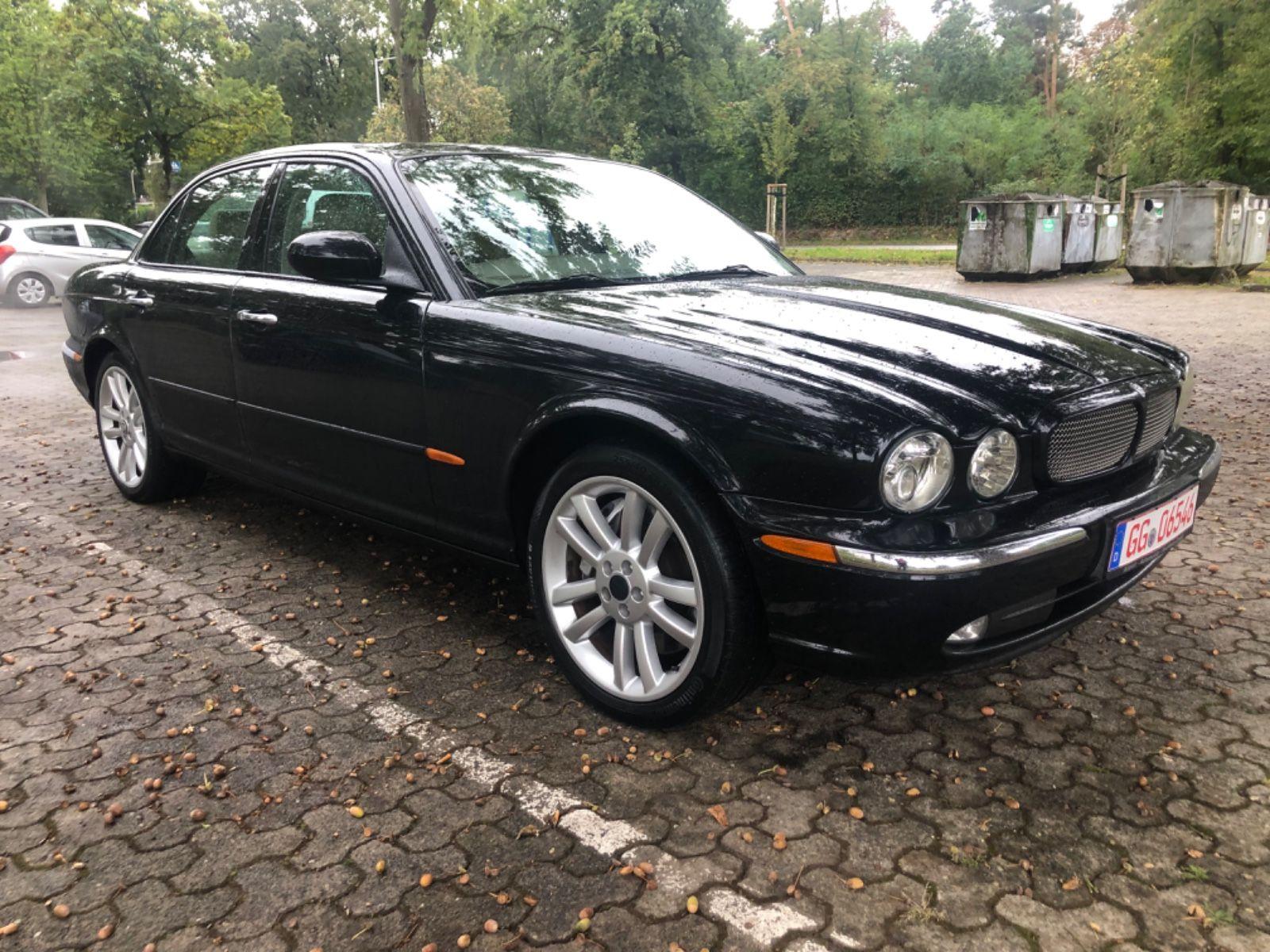 Abbildung des Autos Jaguar XJR,4.0 Kompresso…