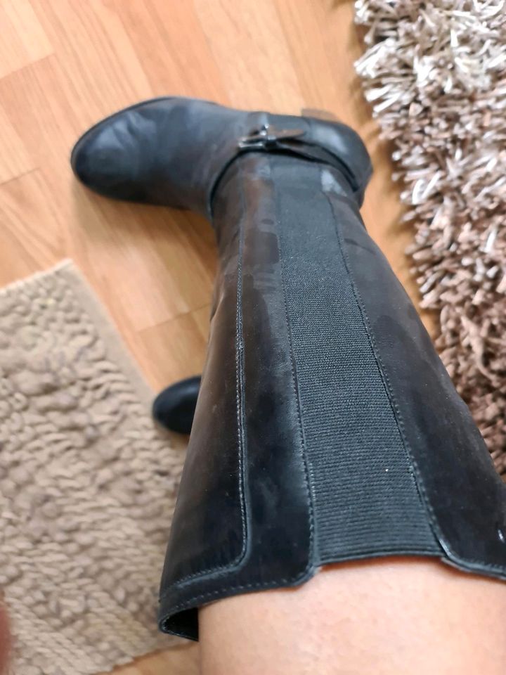 Gerry Weber elegante Lederstiefel in Berlin