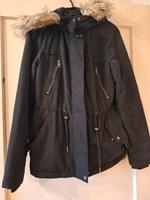 Jacke mit Kapuze Größe XS Bayern - Nittendorf  Vorschau