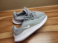 Nike * Sneaker* Gr.39* Sportschuhe Nordrhein-Westfalen - Büren Vorschau