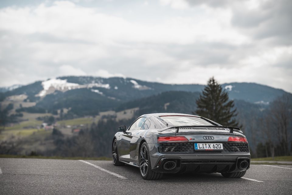 Audi R8 selber fahren / Instruktorfahrt in Weißensberg