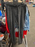 Schicke Stoffhose, Größe XS Nordrhein-Westfalen - Lippetal Vorschau