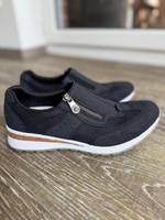Rieker Slipper Damen Halbschuhe Sneaker Sportschuhe Gr. 39 Niedersachsen - Heidenau Vorschau