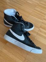 Süße Nike blazer schwarz Größe: 38,5 Rheinland-Pfalz - Bad Bergzabern Vorschau