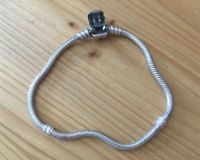 Pandora Moments Schlangen-Gliederarmband, 19 cm – wie neu! Köln - Nippes Vorschau