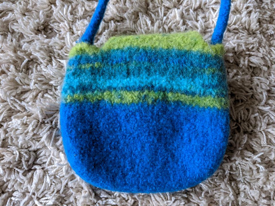 Gefilzte Handtasche für Mädchen, Etsy, DaWanda, wie neu in Weilerbach