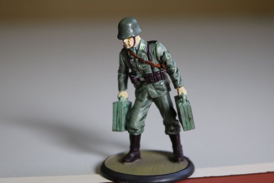 Deutscher Soldat Figur Wehrmacht WW2 Sammelfigur 2.WK Massefigur in Magdeburg