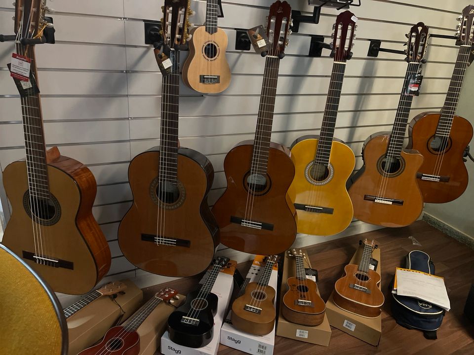 Gitarre in allen Größen, E, Western, Konzert, Mürschter Musikhaus in Nüdlingen