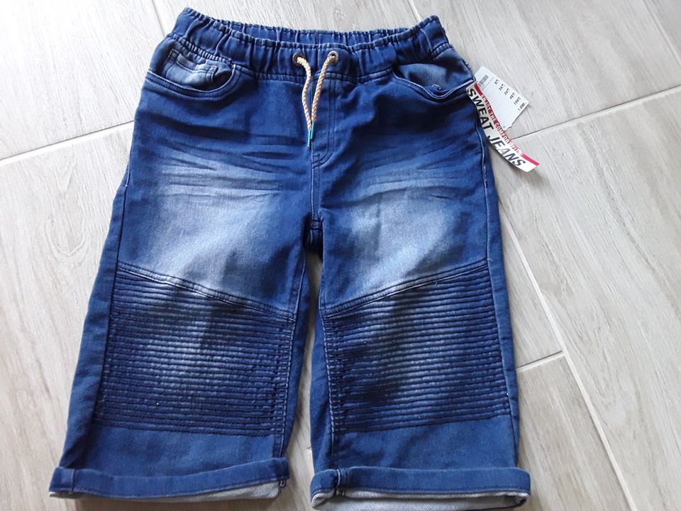 NEU mit Etikett YFK Jeans kurze Hose Boys Gr. 152 in Leinach