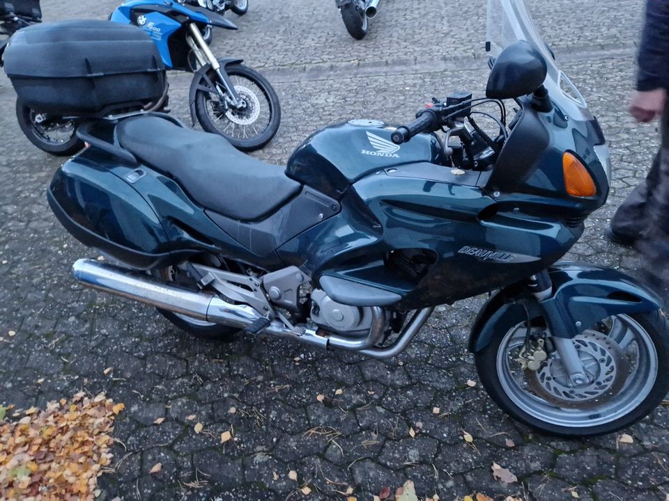 Honda NT 650 Deauville in Itzehoe